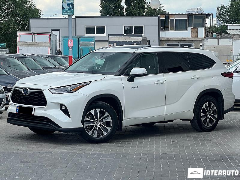 toyota highlander 2021