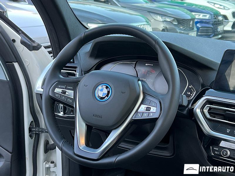 BMW X3 3.0e 8 bmw x3 3.0e 2022