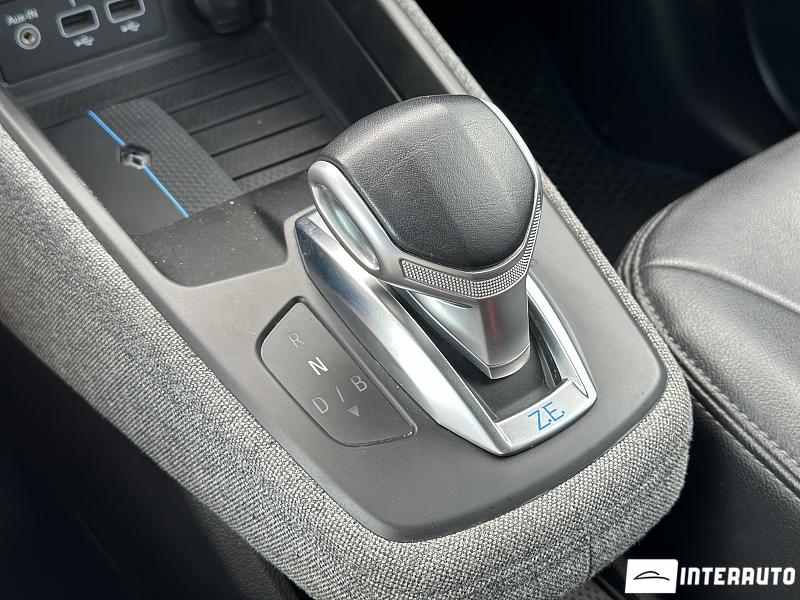 Renault ZOE 12 renault zoe 2020