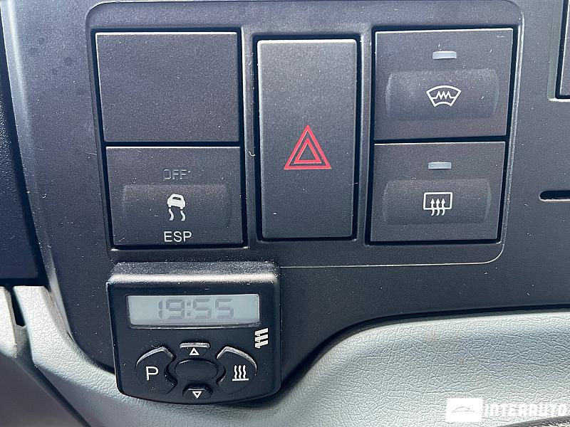 Ford Transit 9 ford transit 2012