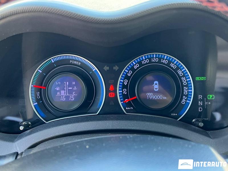 Toyota Auris 9 toyota auris 2011