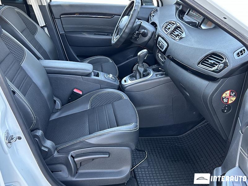 Renault Grand Scenic 17 renault grand scenic 2015