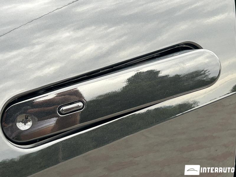 Toyota C-HR 5 toyota c-hr 2024