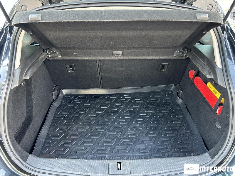 Opel Astra 16 opel astra 2013