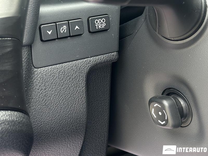 Lexus ES 300h 9 lexus es 300h 2019