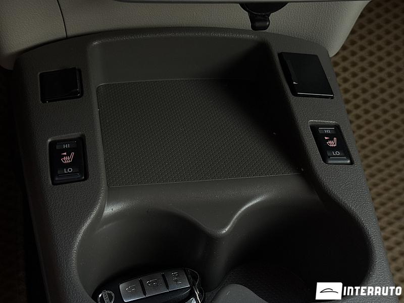 Nissan Leaf 12 nissan leaf 2011