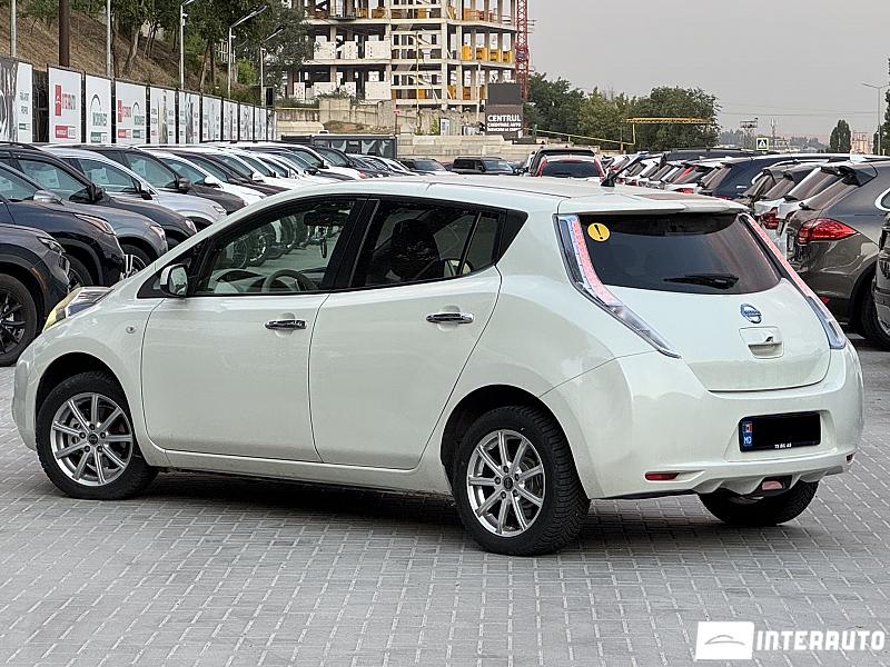 Nissan Leaf 4 nissan leaf 2011