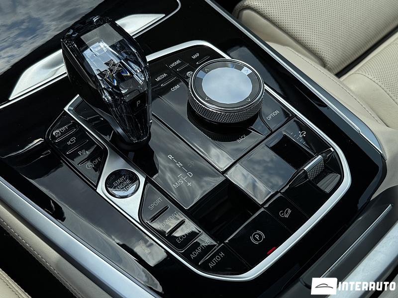 BMW X5 4.0i 15 bmw x5 4.0i 2019