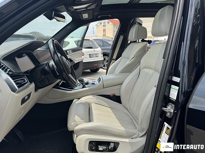 BMW X5 4.0i 7 bmw x5 4.0i 2019