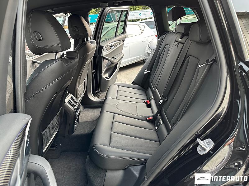 BMW X3 2.0D 6 bmw x3 2.0d 2023