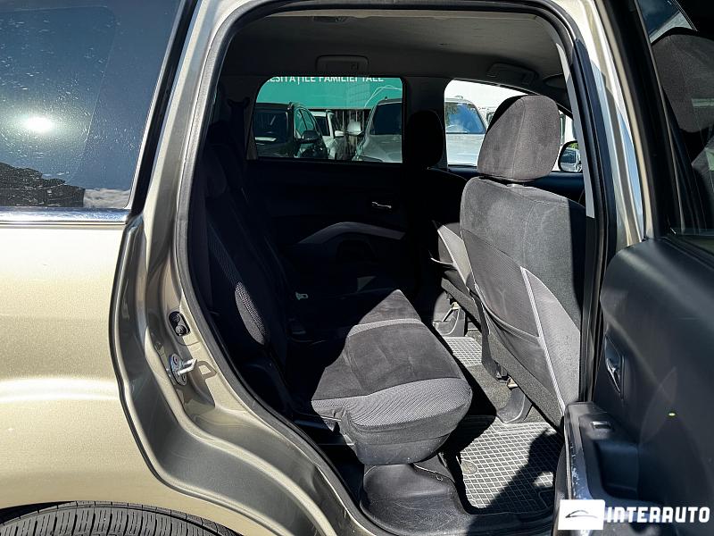 Mitsubishi Outlander XL 8 mitsubishi outlander xl 2008