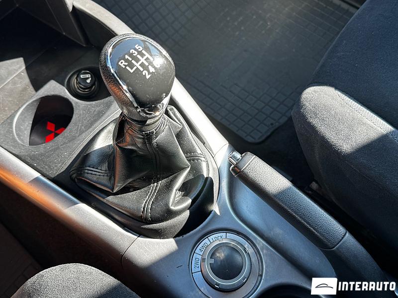 Mitsubishi Outlander XL 14 mitsubishi outlander xl 2008