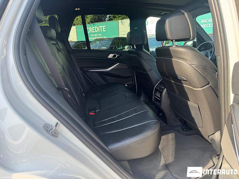 BMW X5 4.0i 8 bmw x5 4.0i 2019