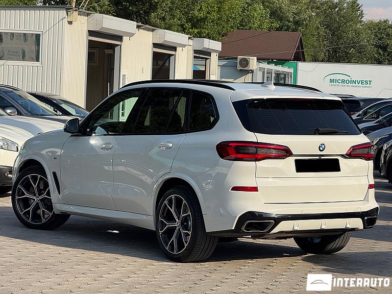 BMW X5 4.0i 4 bmw x5 4.0i 2019