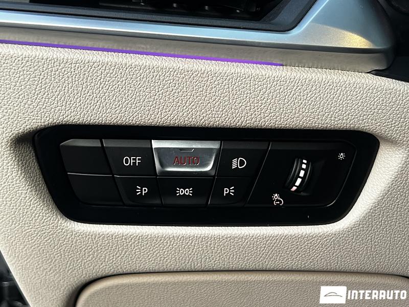 BMW 330 18 bmw 330 2019