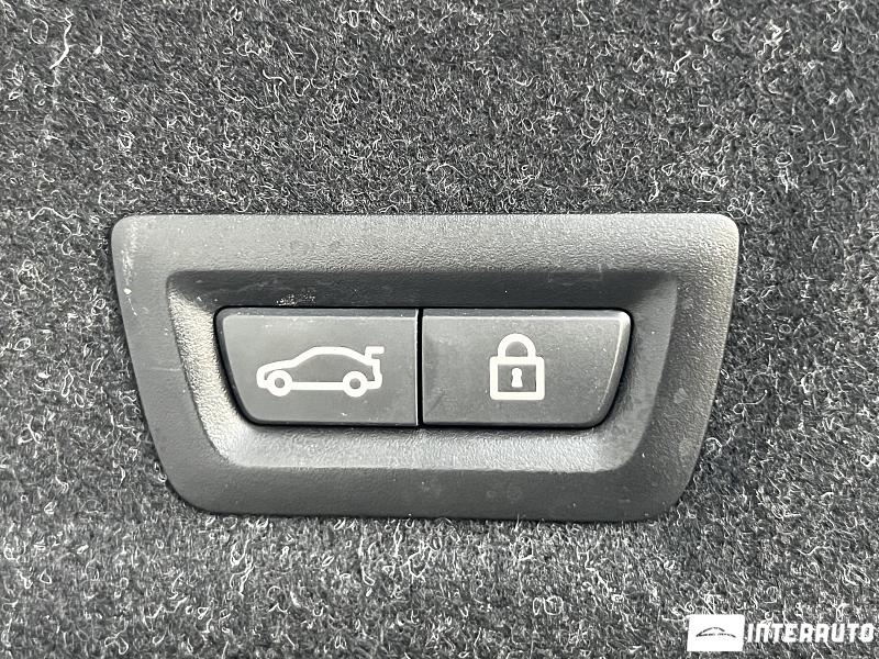 BMW 330 23 bmw 330 2019