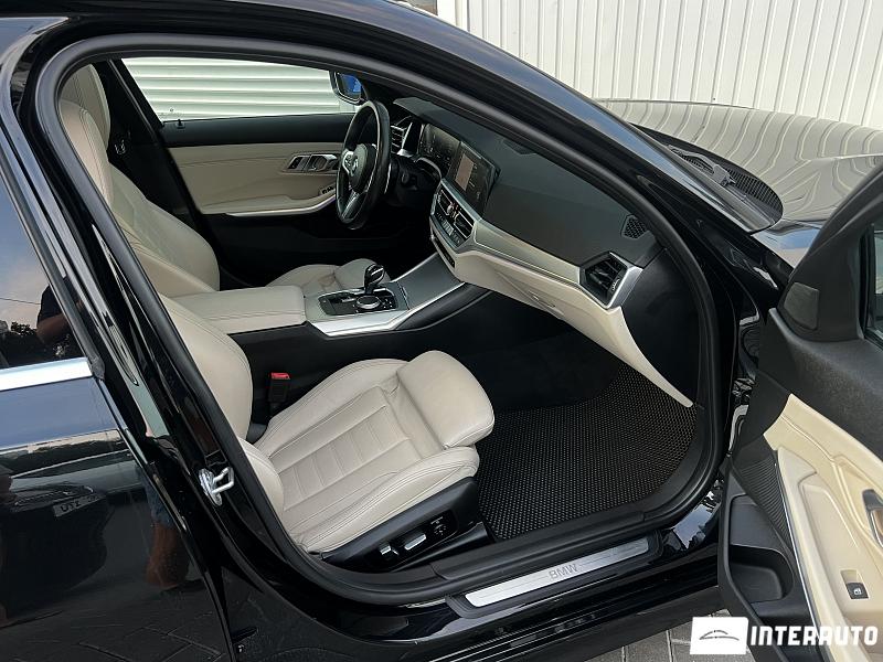 BMW 330 8 bmw 330 2019