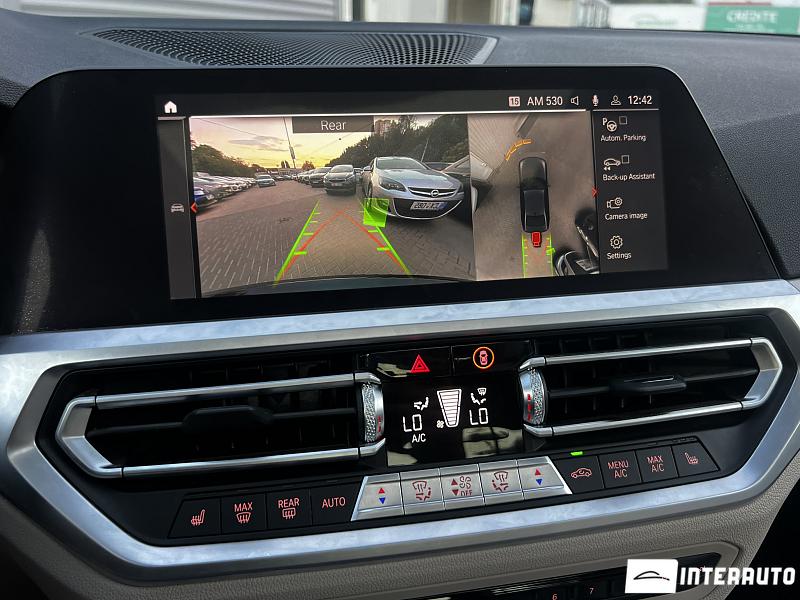 BMW 330 14 bmw 330 2019