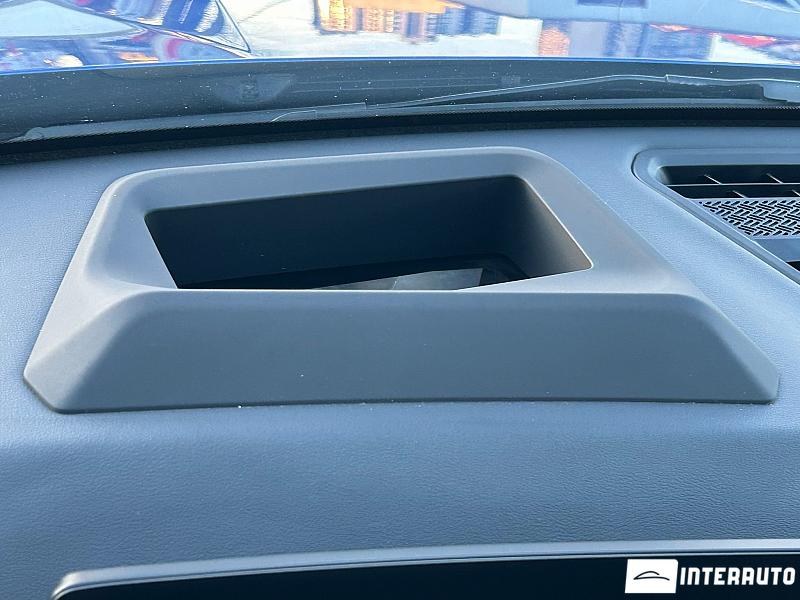 BMW X1 2.0i 8 bmw x1 2.0i 2023