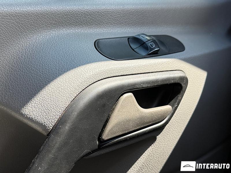 Volkswagen Crafter 10 volkswagen crafter 2013