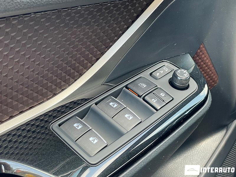 Toyota C-HR 7 toyota c-hr 2017