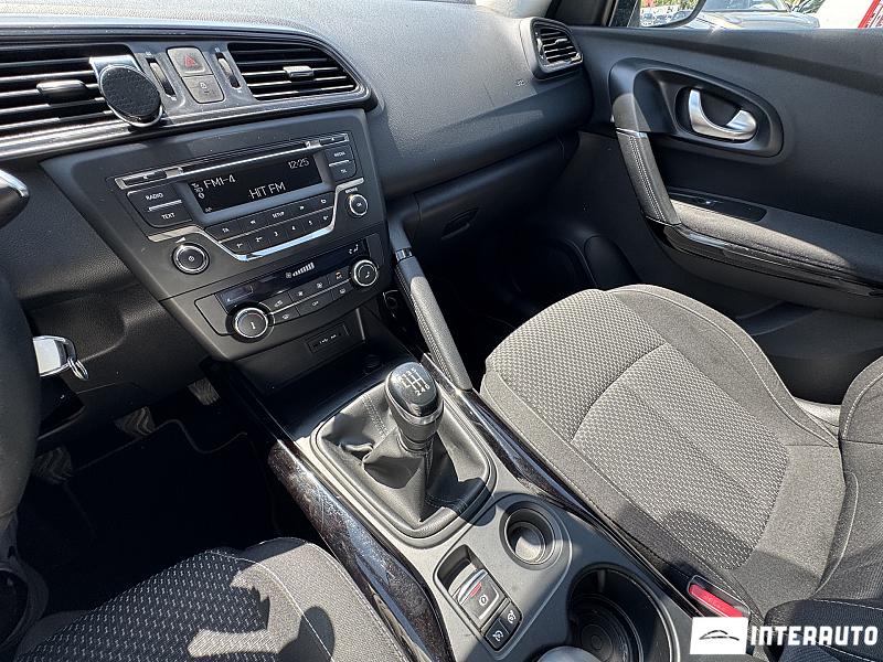 Renault Kadjar 16 renault kadjar 2020