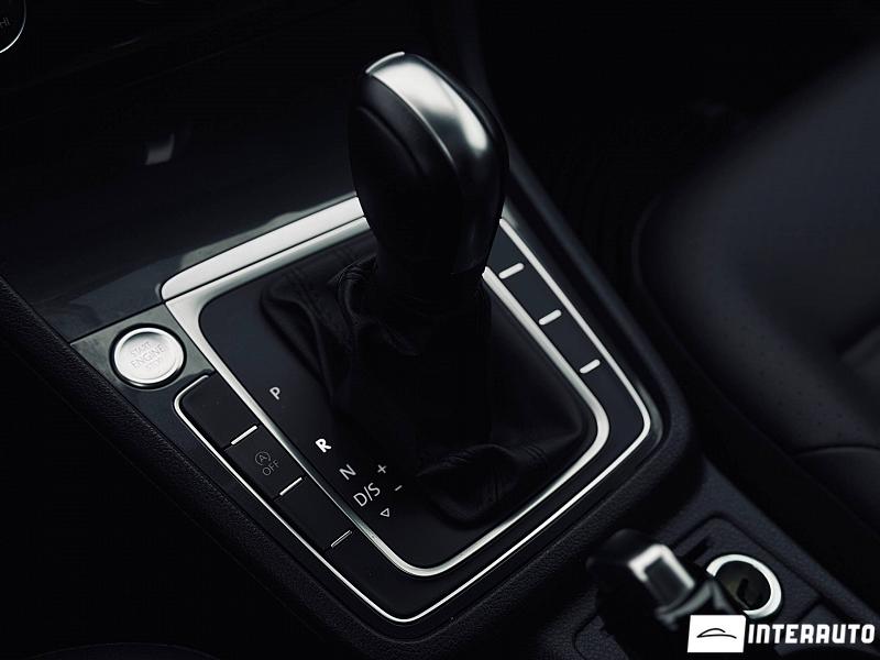 Volkswagen Golf 12 volkswagen golf 2020