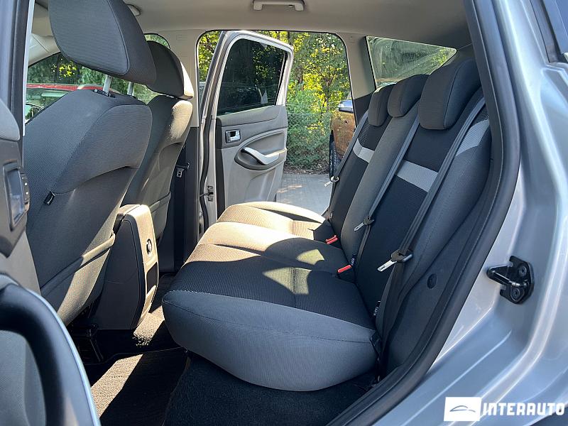 Ford Kuga 15 ford kuga 2012