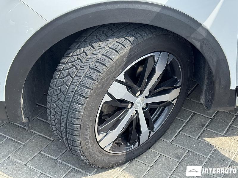 Peugeot 5008 17 peugeot 5008 2018