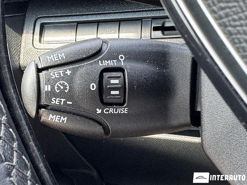 Peugeot 5008 21 peugeot 5008 2018