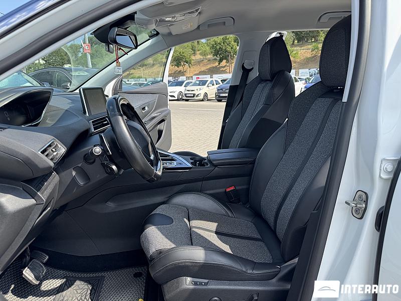 Peugeot 5008 5 peugeot 5008 2018