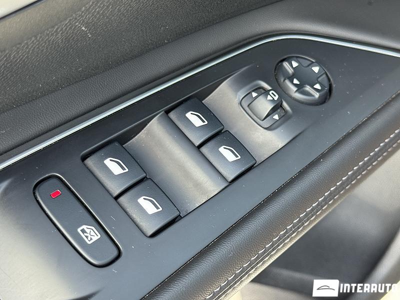 Peugeot 5008 20 peugeot 5008 2018