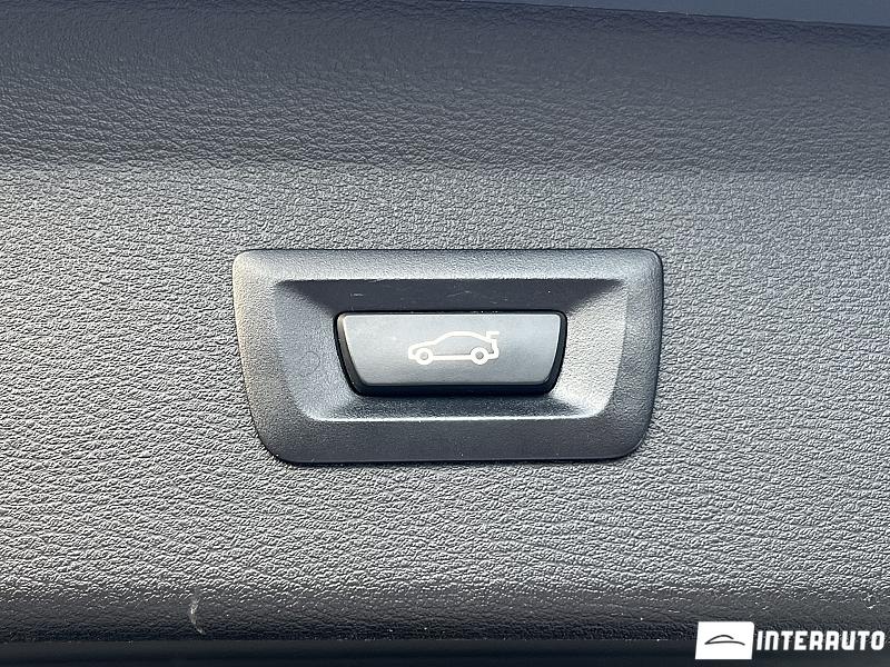 BMW X1 1.6D 18 bmw x1 1.6d 2020