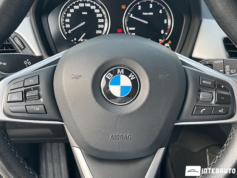 BMW X1 1.6D 9 bmw x1 1.6d 2020