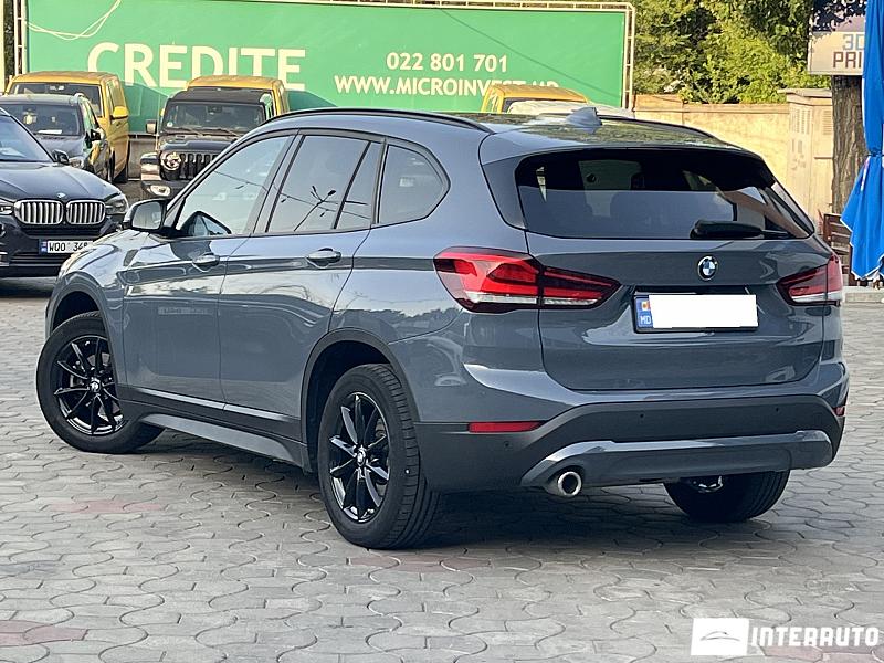BMW X1 1.6D 4 bmw x1 1.6d 2020