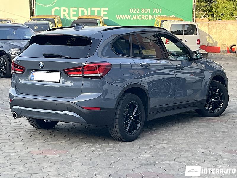 BMW X1 1.6D 3 bmw x1 1.6d 2020