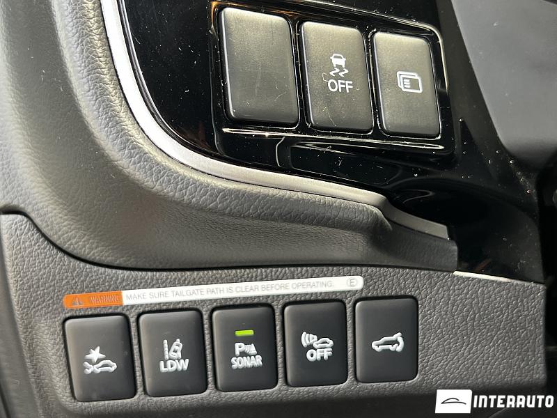 Mitsubishi Outlander 12 mitsubishi outlander 2018