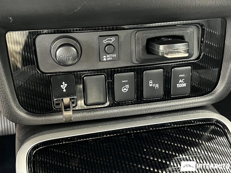 Mitsubishi Outlander 10 mitsubishi outlander 2018