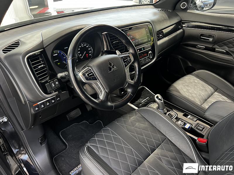 Mitsubishi Outlander 7 mitsubishi outlander 2018
