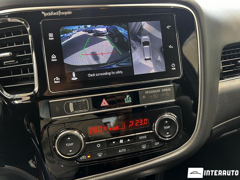 Mitsubishi Outlander 9 mitsubishi outlander 2018