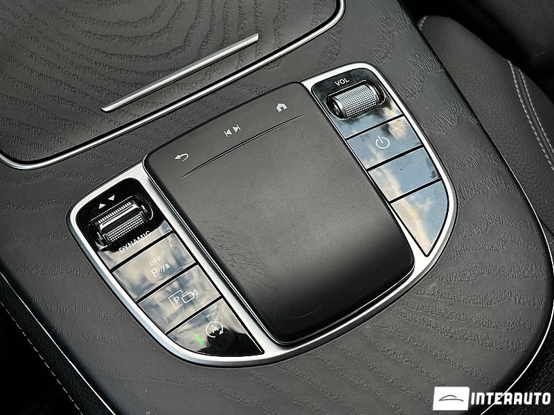 Mercedes E 220 17 mercedes e 220 2021