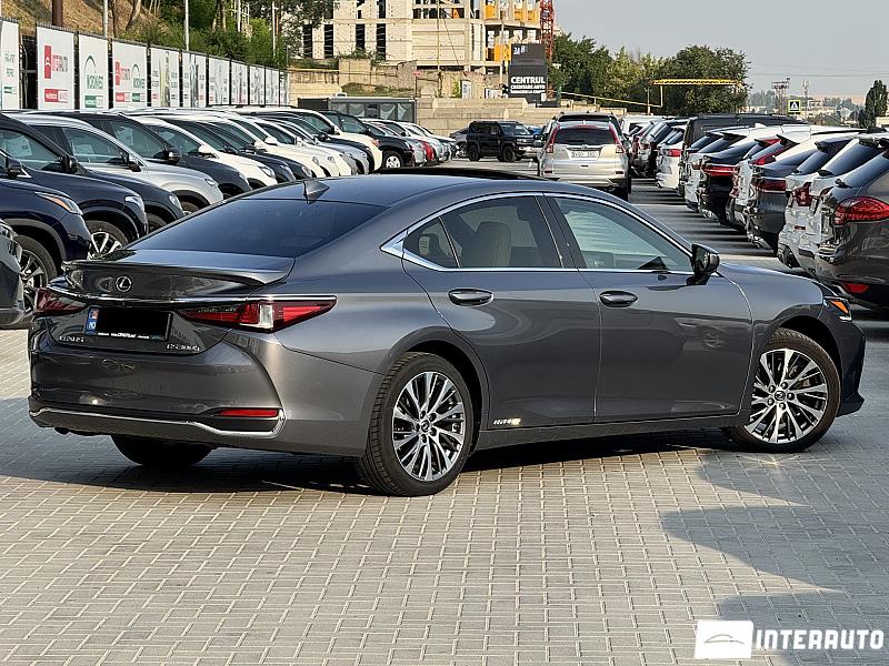 Lexus ES 300h 3 lexus es 300h 2019