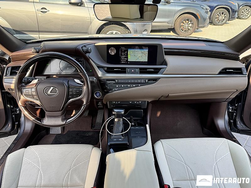 Lexus ES 300h 6 lexus es 300h 2019