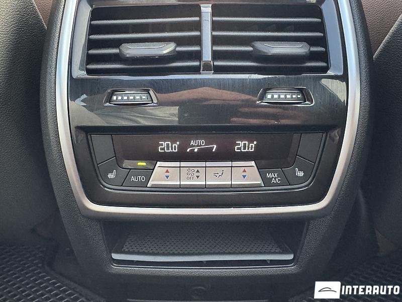 BMW X5 4.0i 26 bmw x5 4.0i 2018