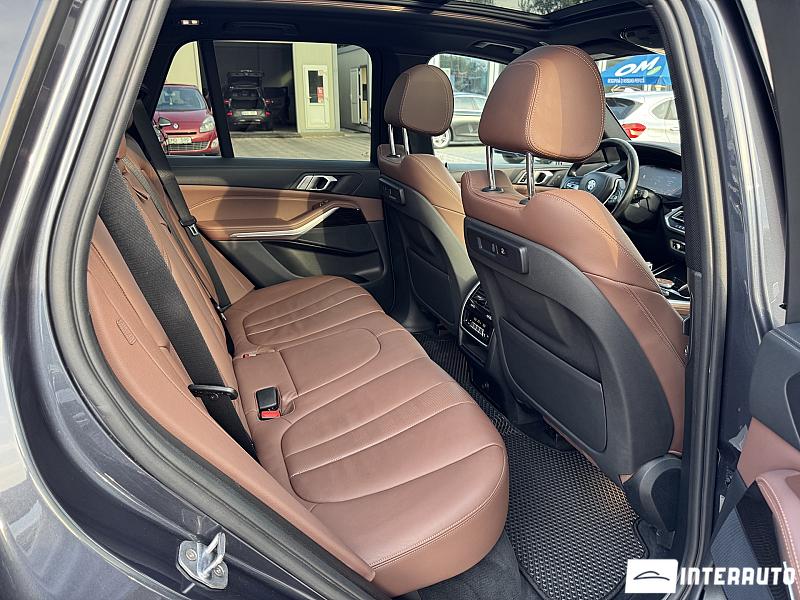 BMW X5 4.0i 27 bmw x5 4.0i 2018