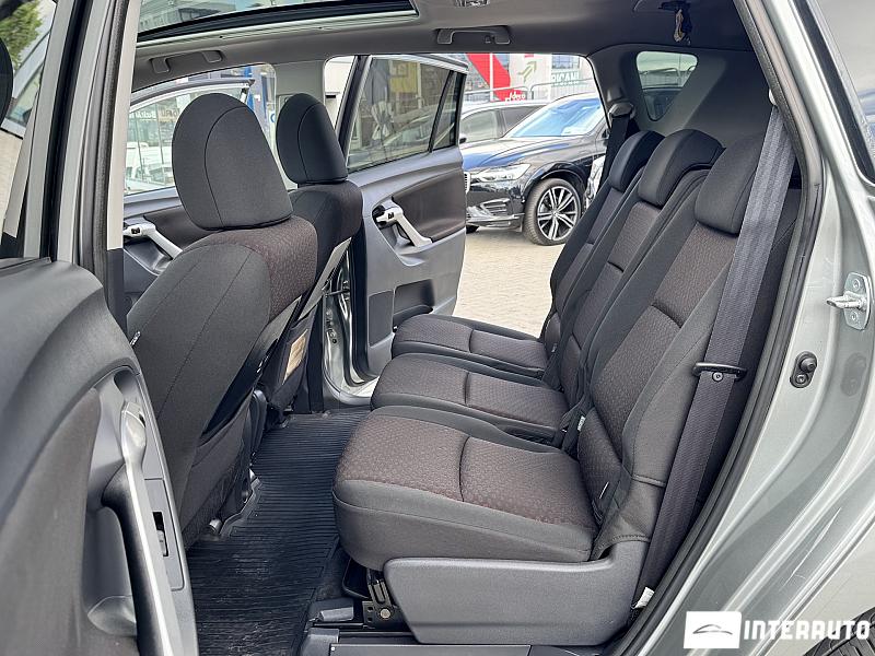 Toyota Corolla Verso 11 toyota corolla verso 2011