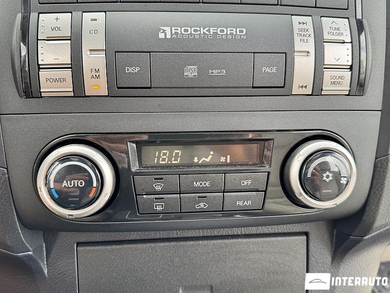 Mitsubishi Pajero 10 mitsubishi pajero 2009