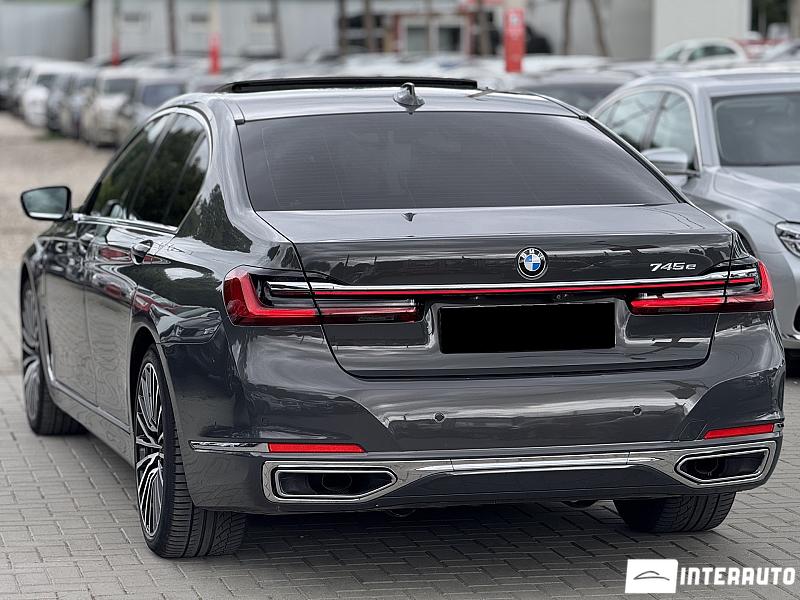 BMW 745e 2 bmw 745e 2020