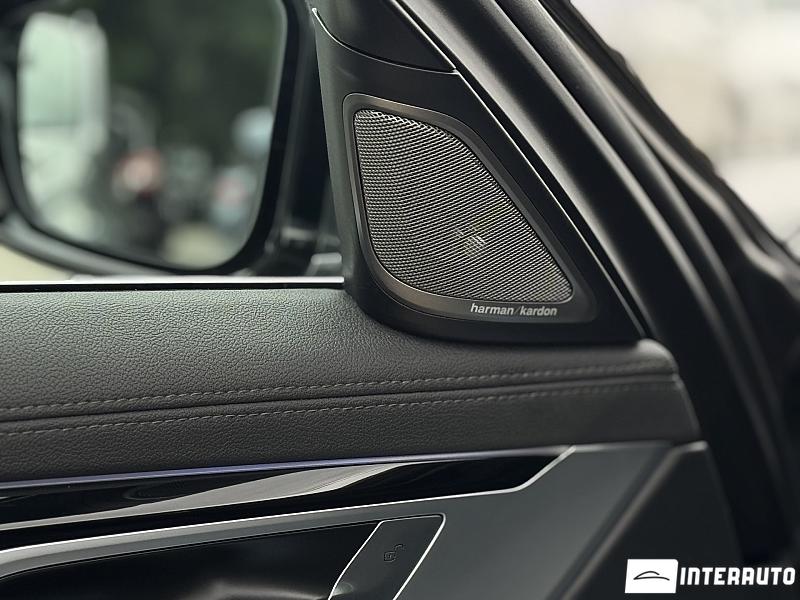 BMW 745e 10 bmw 745e 2020