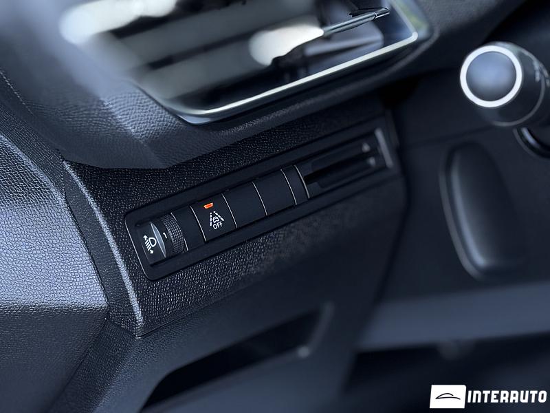 Peugeot 3008 10 peugeot 3008 2020